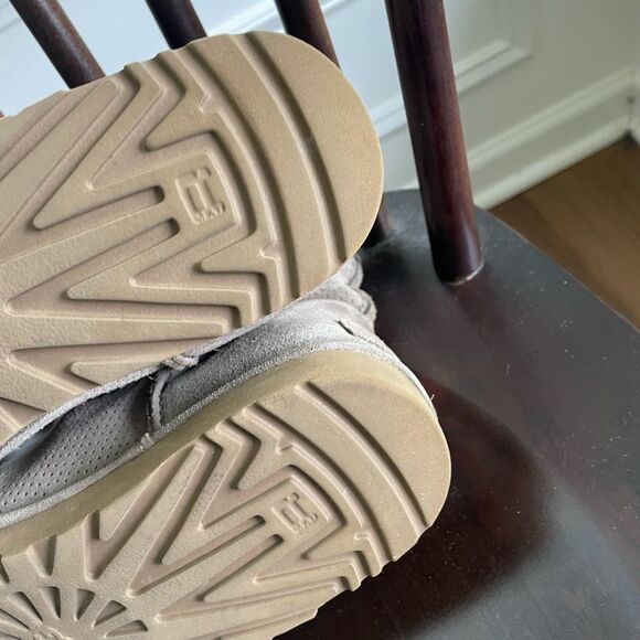 Ugg Women's Classic Unlined Mini Perf Boots Mole Taupe 10 - Picture 10 of 15